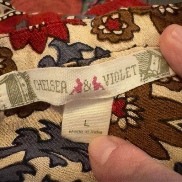 Chelsea & Violet Boho Floral Print Long Sleeve Tunic Top Red Multicolor Size L - Picture 6 of 8